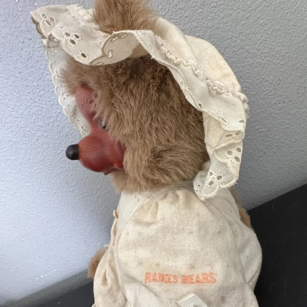 Robert Raikes 1988 Teddy Bear Trio Jason Jenny Sally Wooden Face Signed